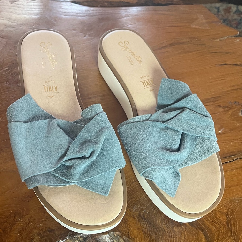 Anthropologie Seychelles Coast Slides Blue Suede Slip-On Sandals Women’s 7.5